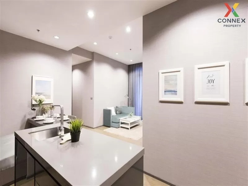 FOR RENT condo , The Diplomat Sathorn , high floor , BTS-Surasak 